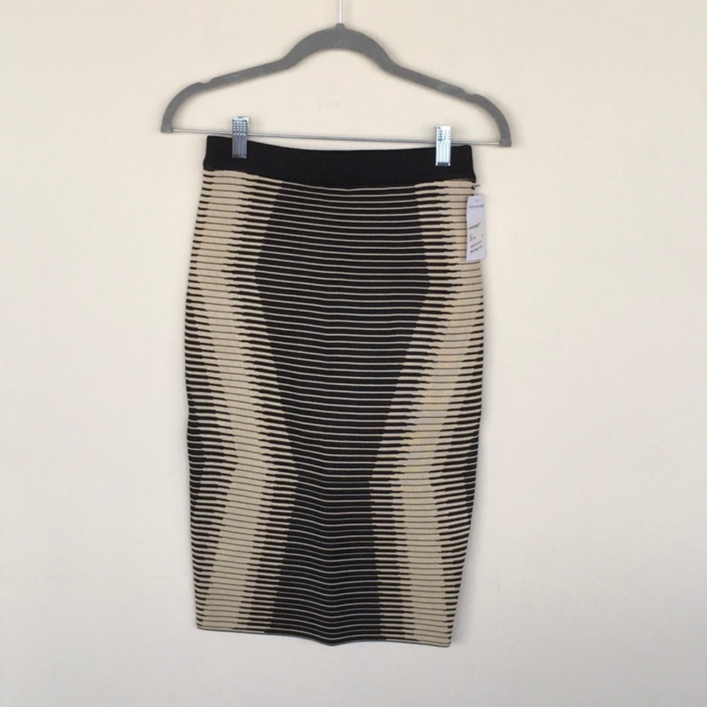 NWT WOW Couture Pencil Skirt - Picture 2 of 6